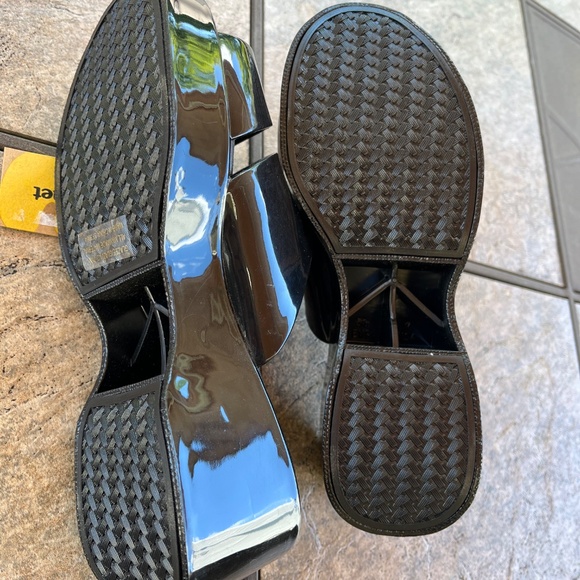 Cool Planet by Steve Madden black sandals-NWT - Picture 7 of 10
